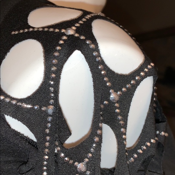 Top - Picture 3 of 3